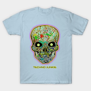 TECHNO JUNKIE T-Shirt